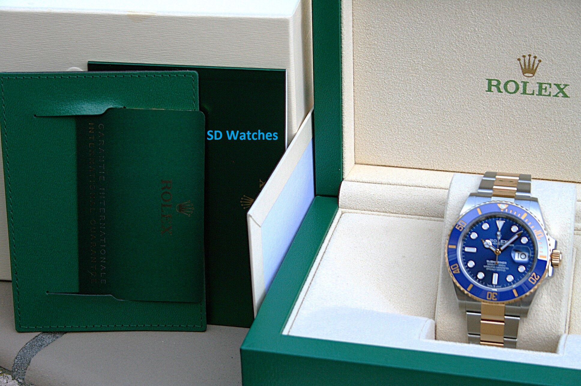 ROLEX 126613 SUBMARINER WATCH 18K/SS 41MM BLUE SD Watches