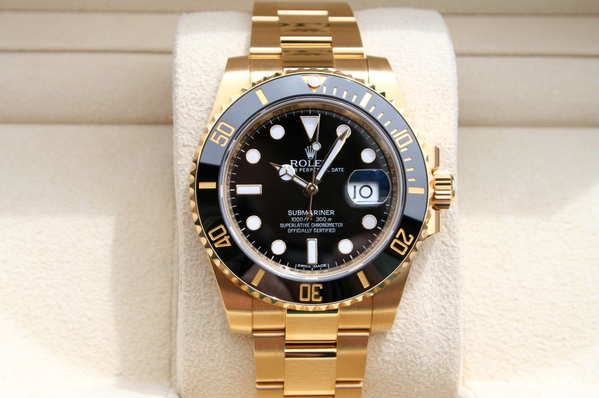 Rolex 116618 Submariner Yellow Gold Black Dial